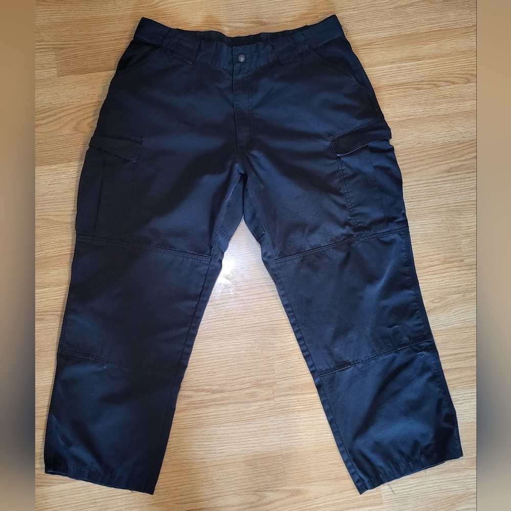 5.11 Tactical Men's 39 1/2 - 43 See Description